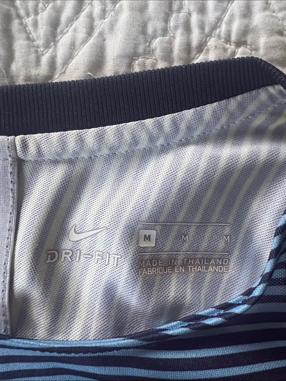 Nike swoosh play